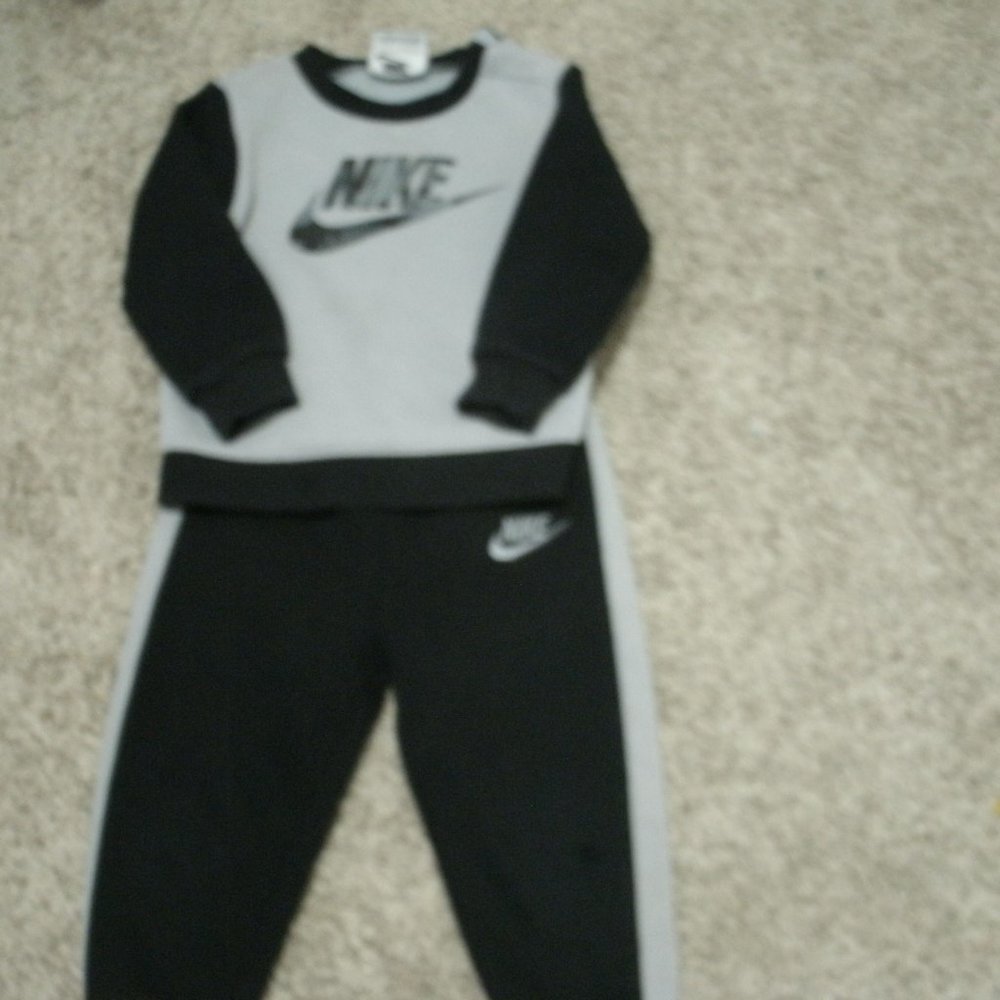 Unisex nike set Pre owned